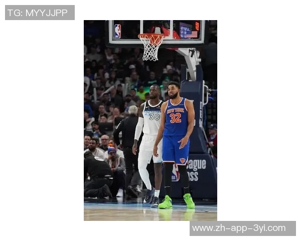 兰德尔末节发力独揽17分强攻唐斯助球队逆转胜利